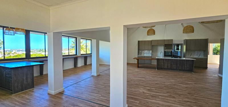 4 Bedroom Property for Sale in Stilbaai Wes Western Cape